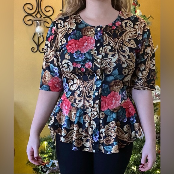 Vintage Jenny floral peplum blouse with pearl buttons and fleur-de-lis’s - Picture 3 of 9